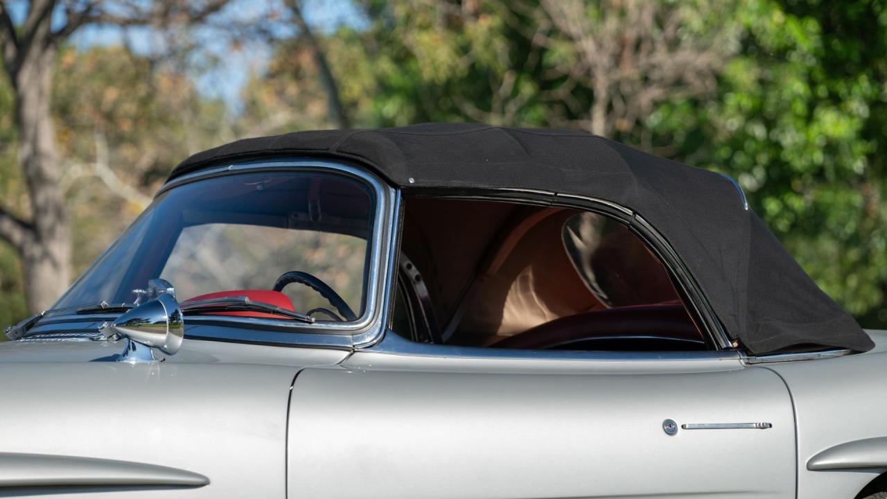 1960 Mercedes - Benz 300 SL Roadster