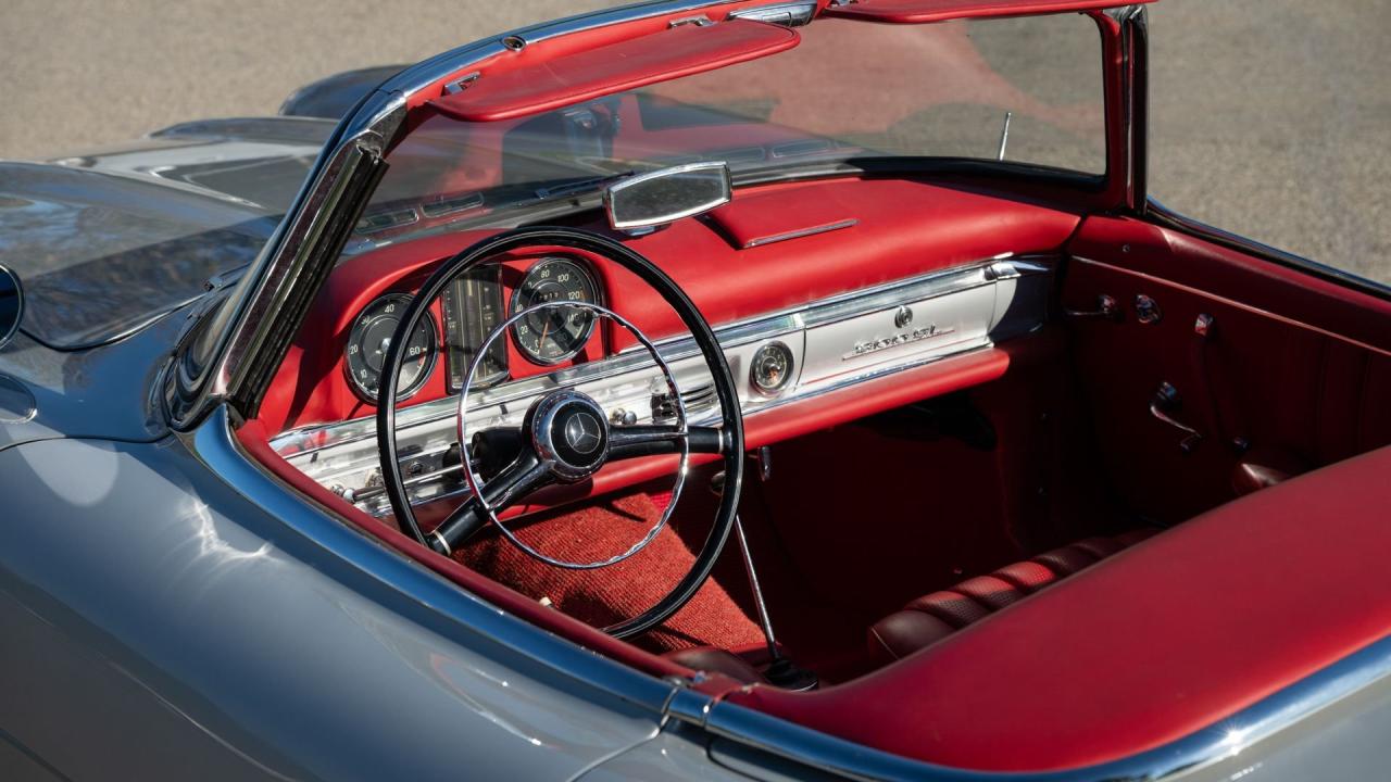 1960 Mercedes - Benz 300 SL Roadster