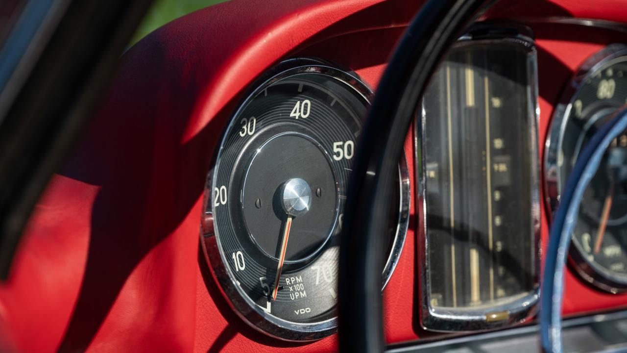 1960 Mercedes - Benz 300 SL Roadster