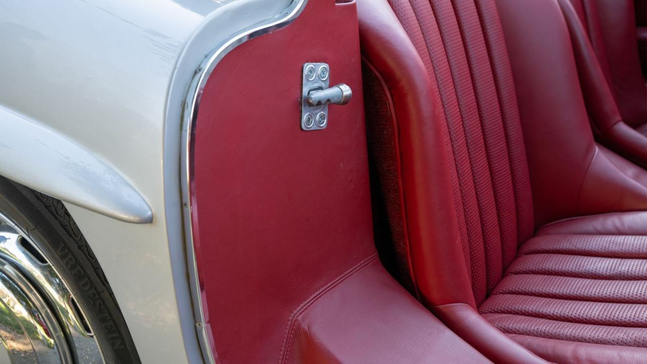 1960 Mercedes - Benz 300 SL Roadster