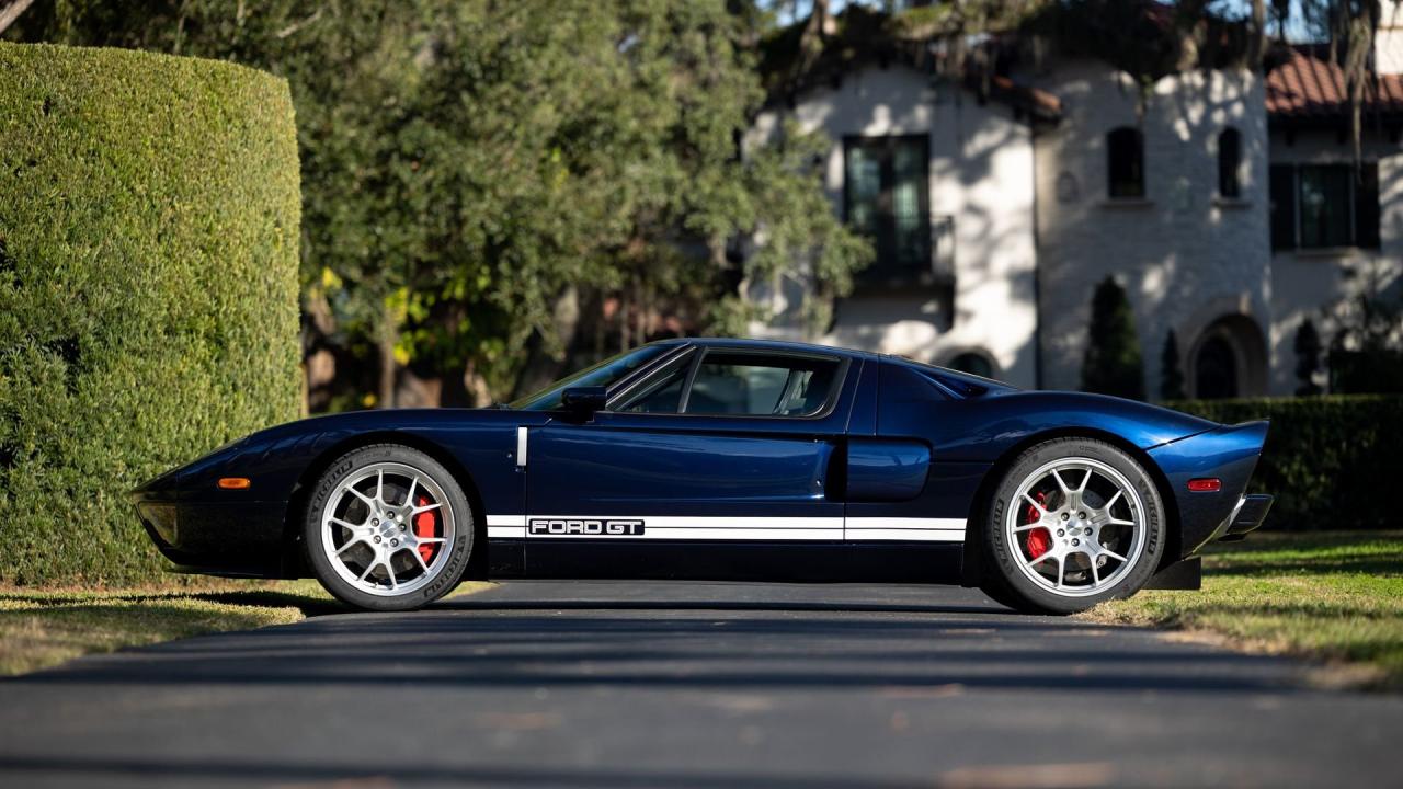 2005 Ford GT
