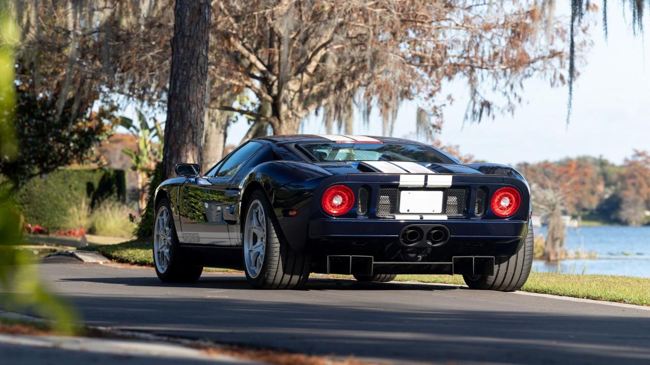 2005 Ford GT