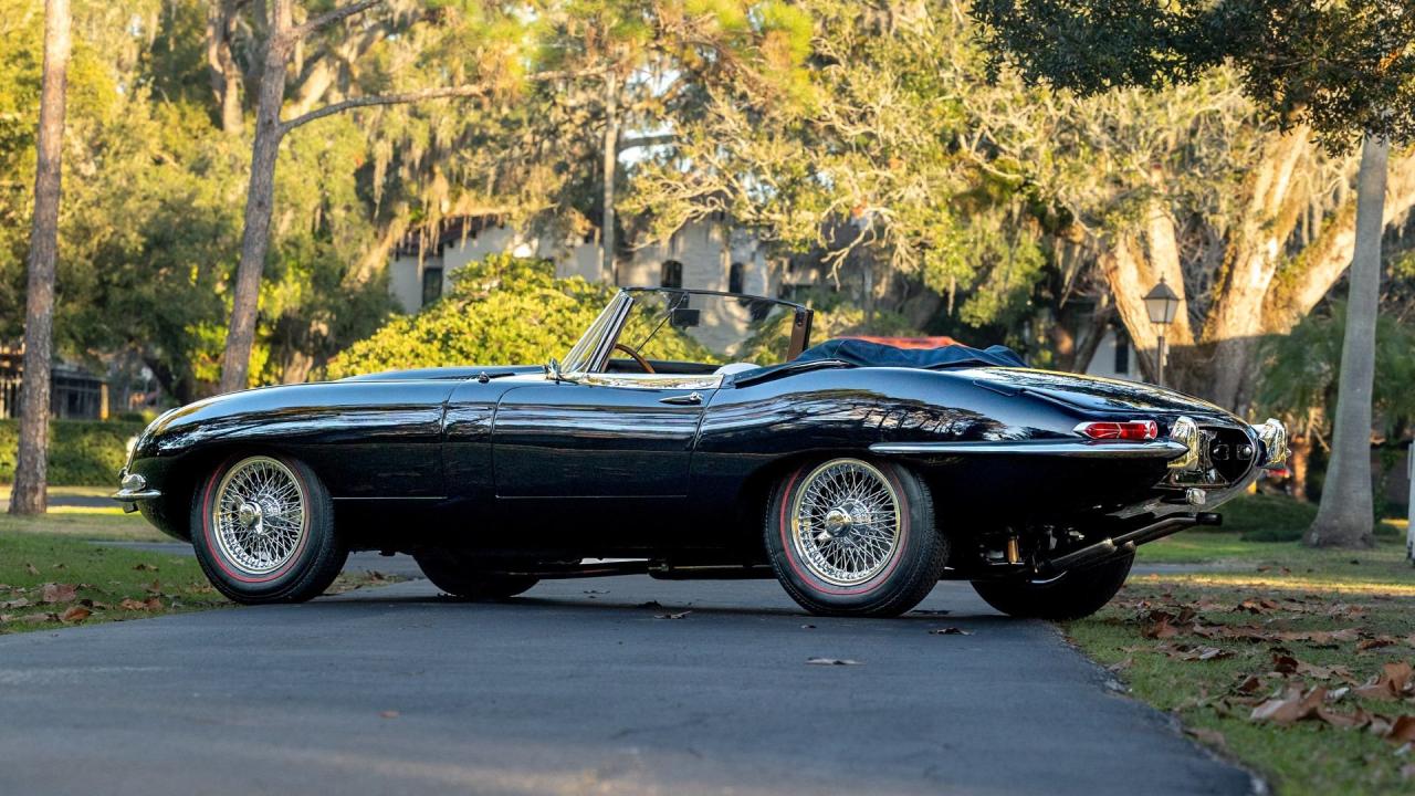 1967 Jaguar E-Type Series 1 4.2 Roadster