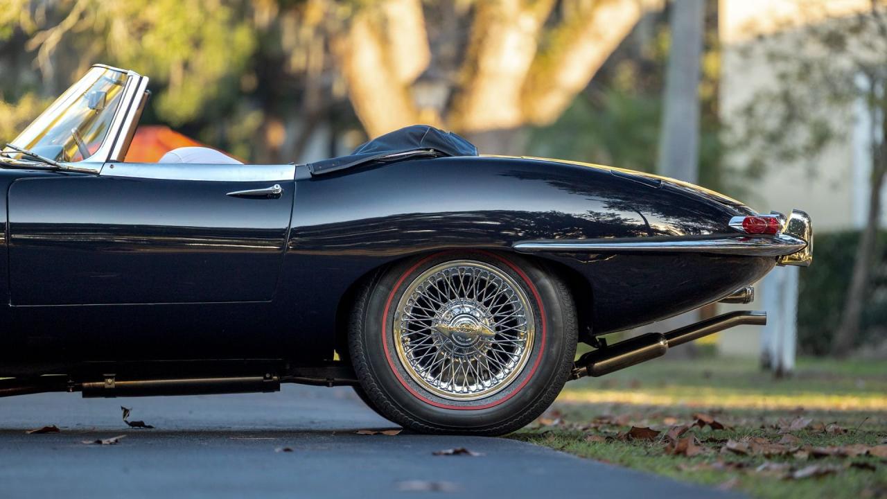 1967 Jaguar E-Type Series 1 4.2 Roadster