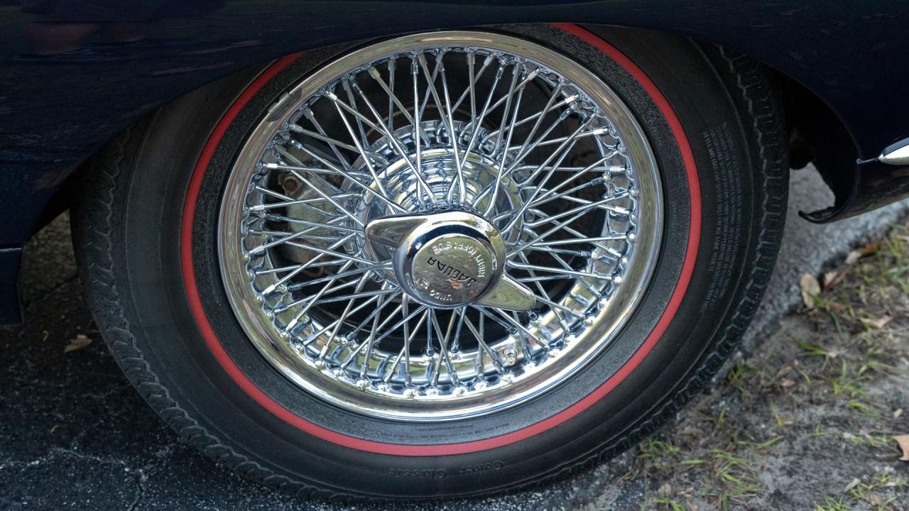 1967 Jaguar E-Type Series 1 4.2 Roadster