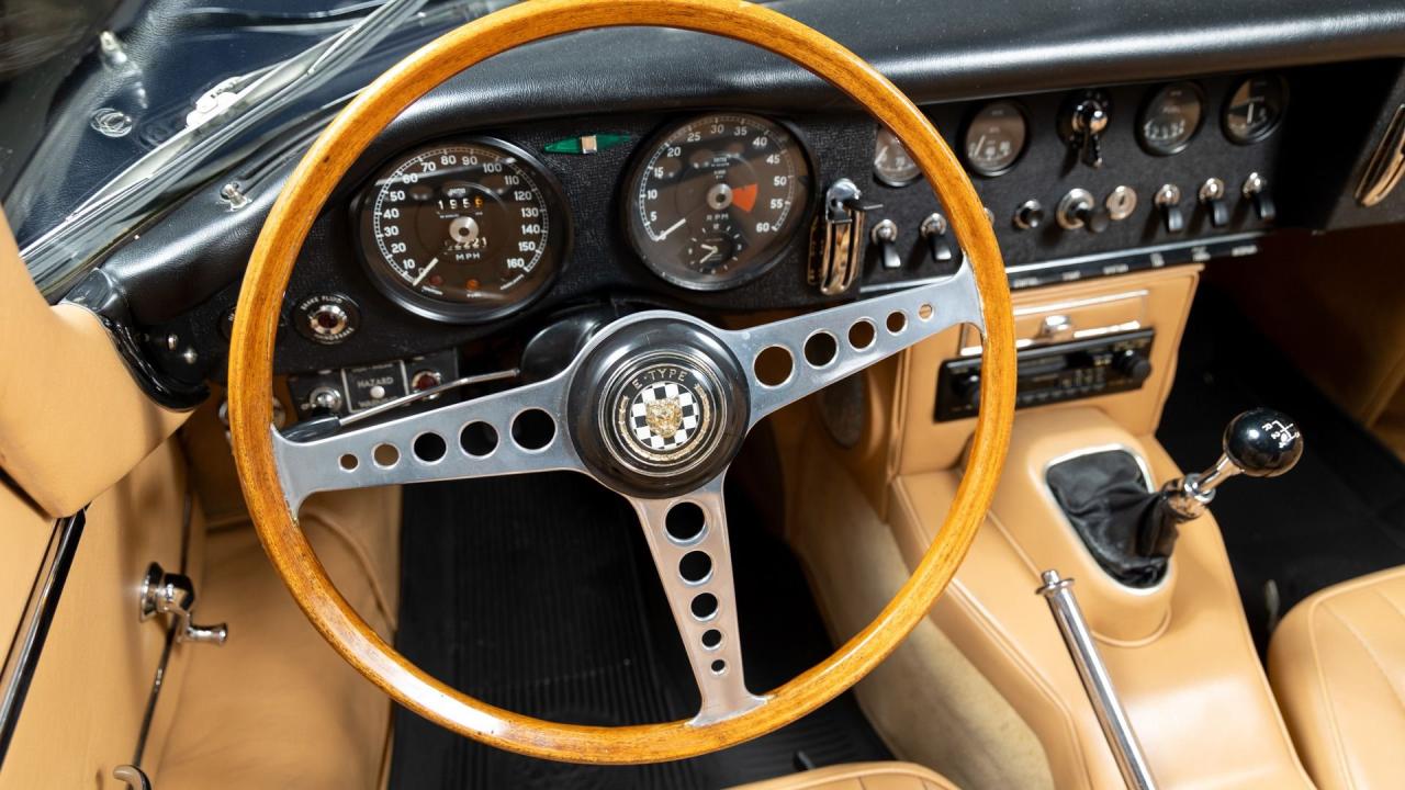 1967 Jaguar E-Type Series 1 4.2 Roadster