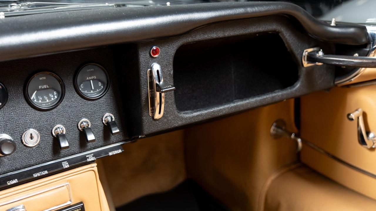 1967 Jaguar E-Type Series 1 4.2 Roadster