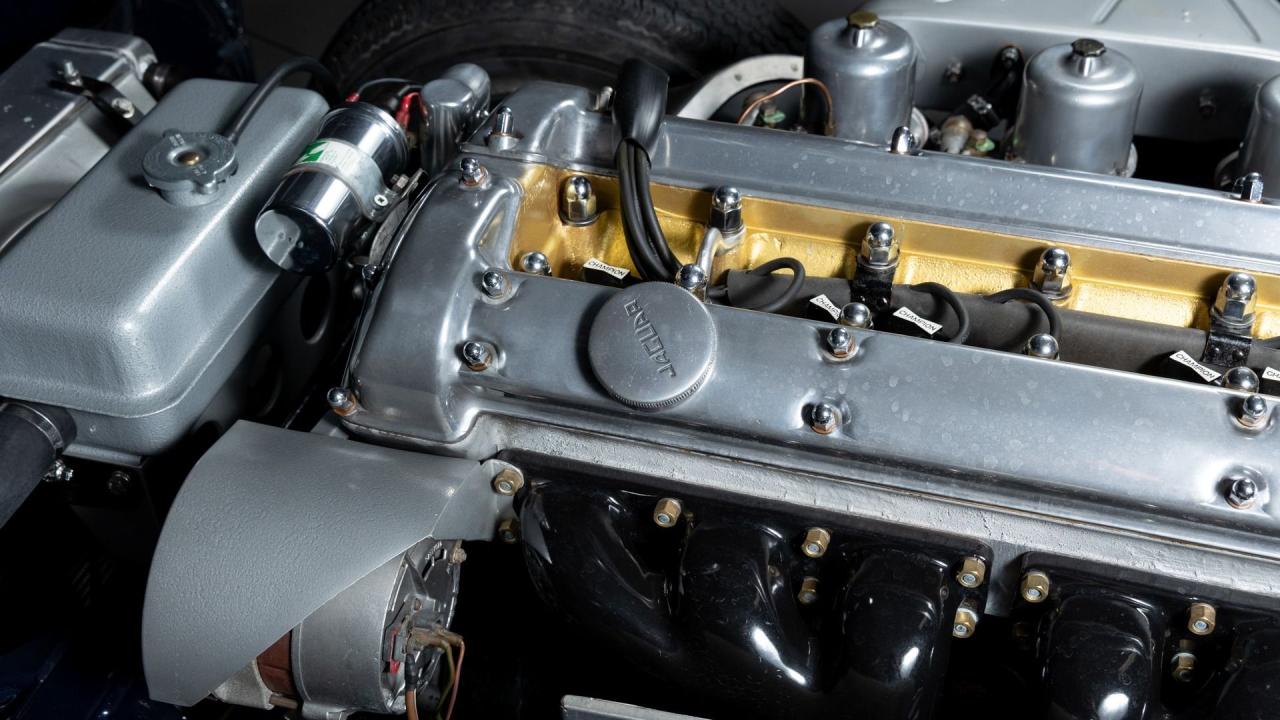 1967 Jaguar E-Type Series 1 4.2 Roadster