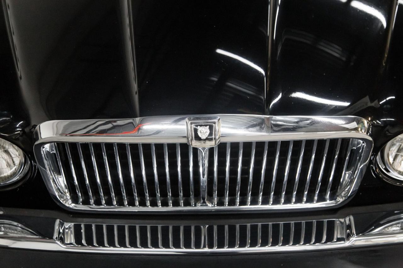 1985 Jaguar 43866 mile XJ6 VDP