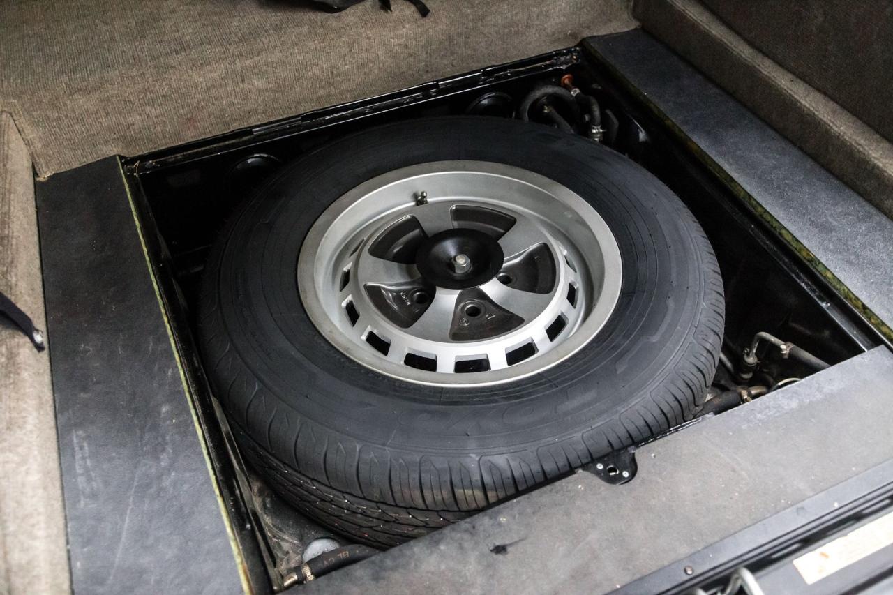 1985 Jaguar 43866 mile XJ6 VDP