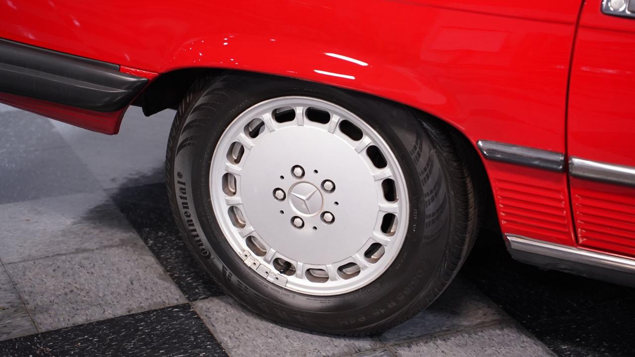 1986 Mercedes - Benz 560SL