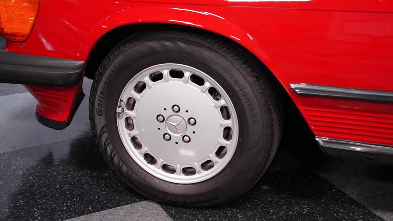 1986 Mercedes - Benz 560SL