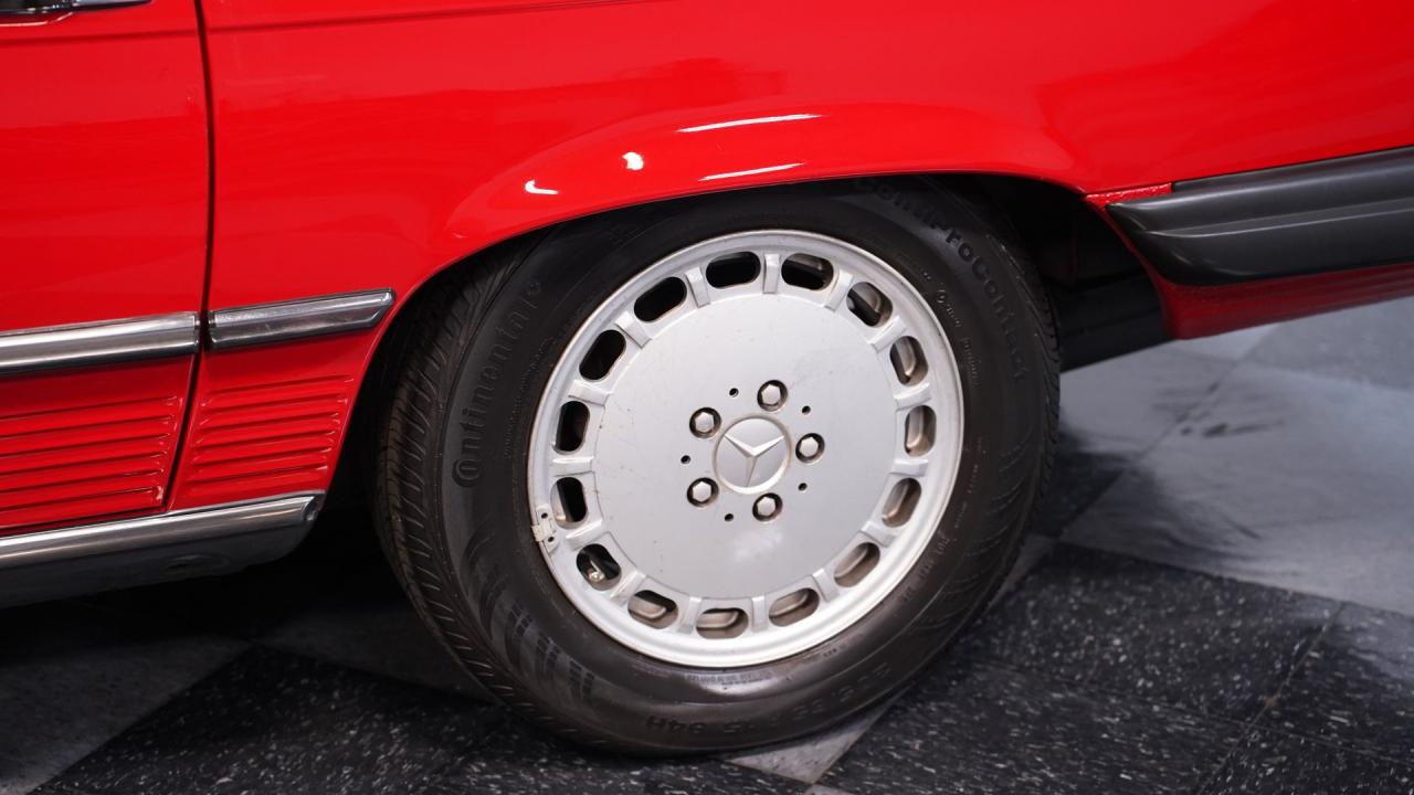 1986 Mercedes - Benz 560SL