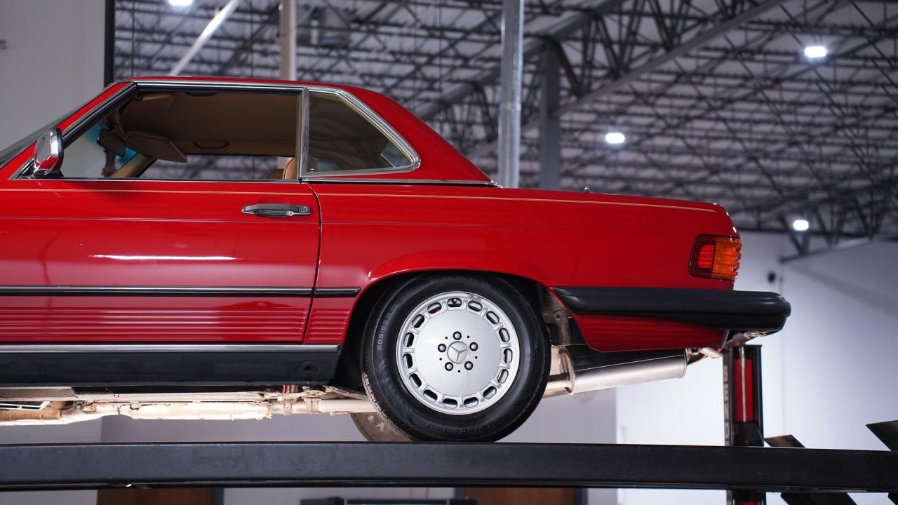 1986 Mercedes - Benz 560SL