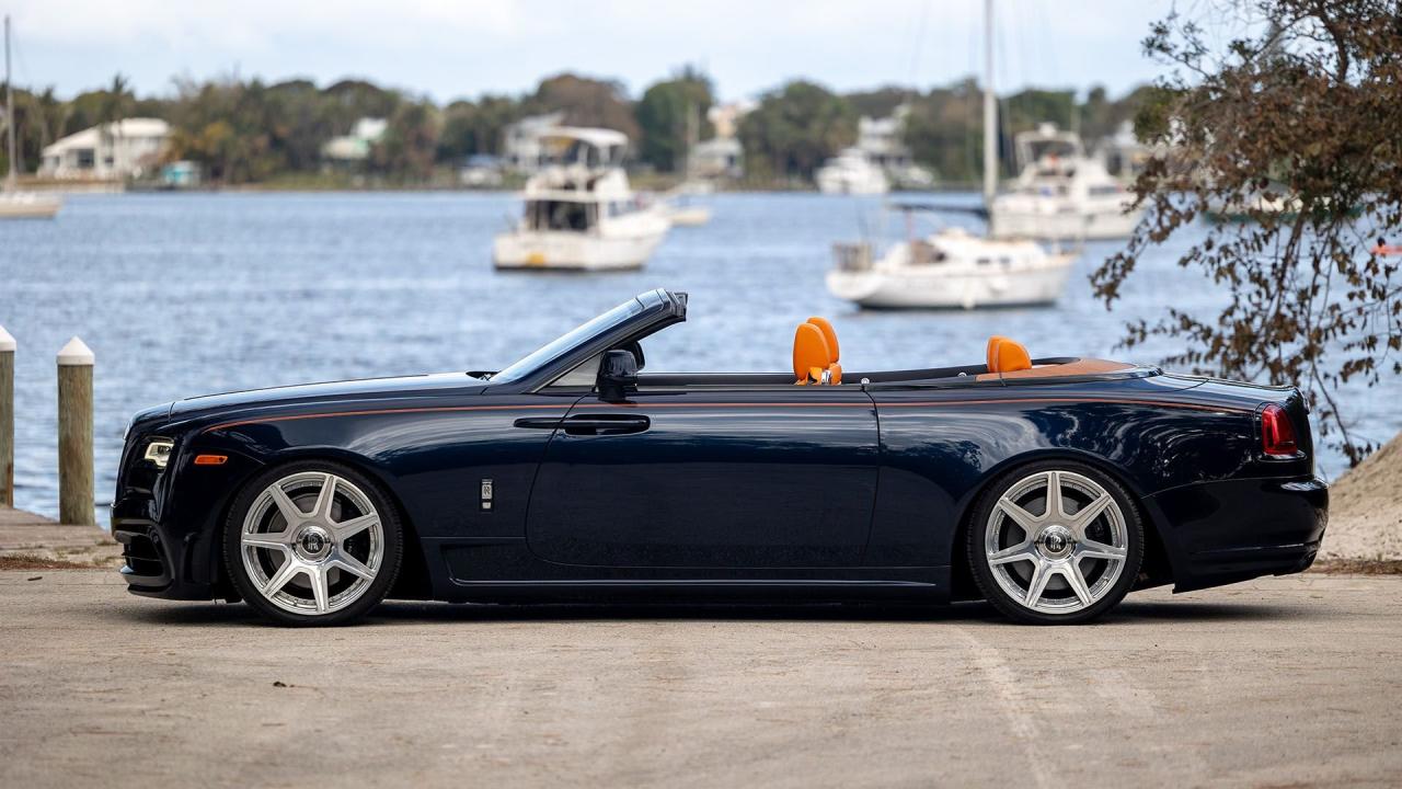 2017 Rolls - Royce Dawn