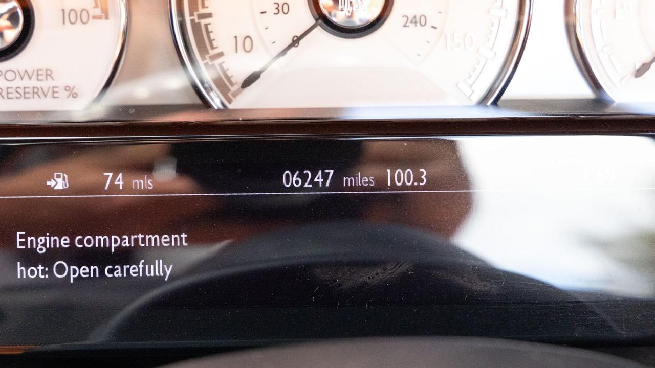 2017 Rolls - Royce Dawn