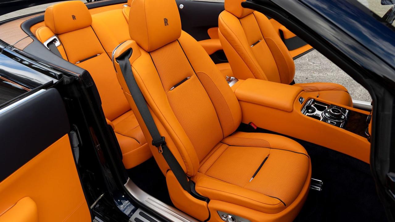 2017 Rolls - Royce Dawn