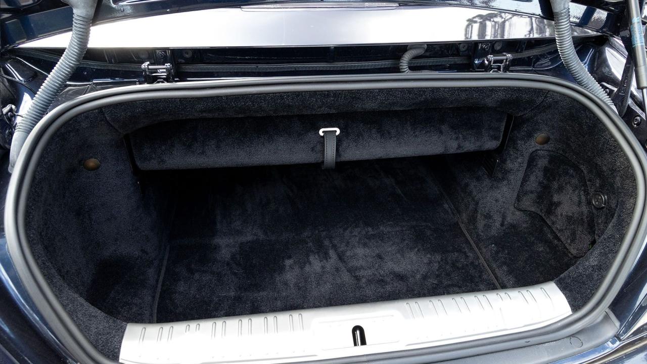 2017 Rolls - Royce Dawn