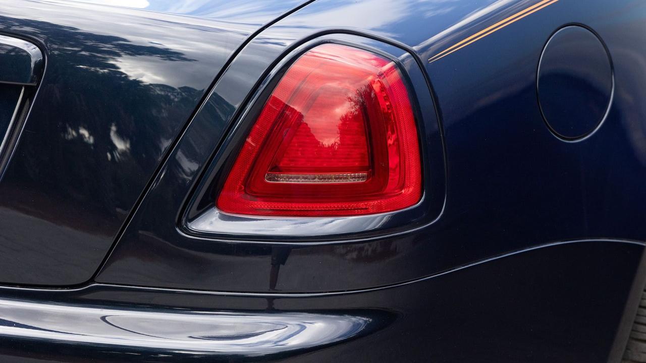 2017 Rolls - Royce Dawn