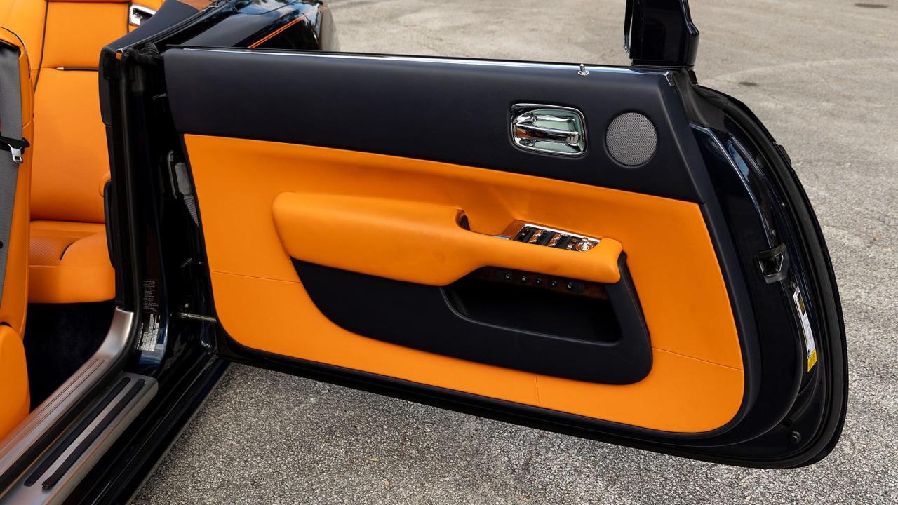 2017 Rolls - Royce Dawn