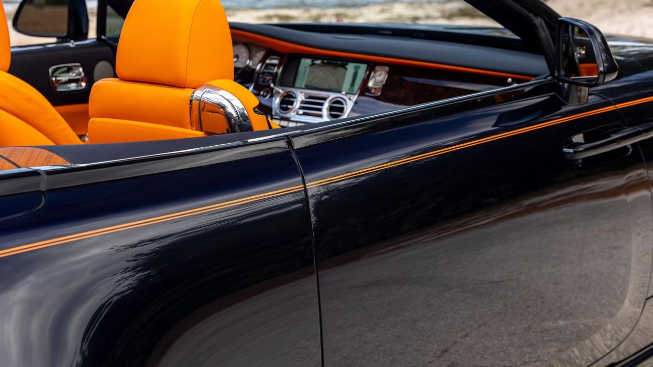 2017 Rolls - Royce Dawn