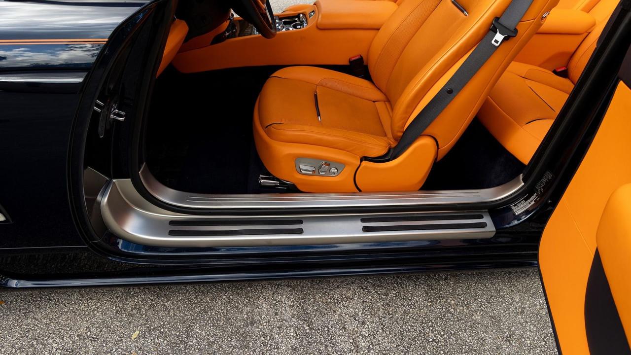 2017 Rolls - Royce Dawn