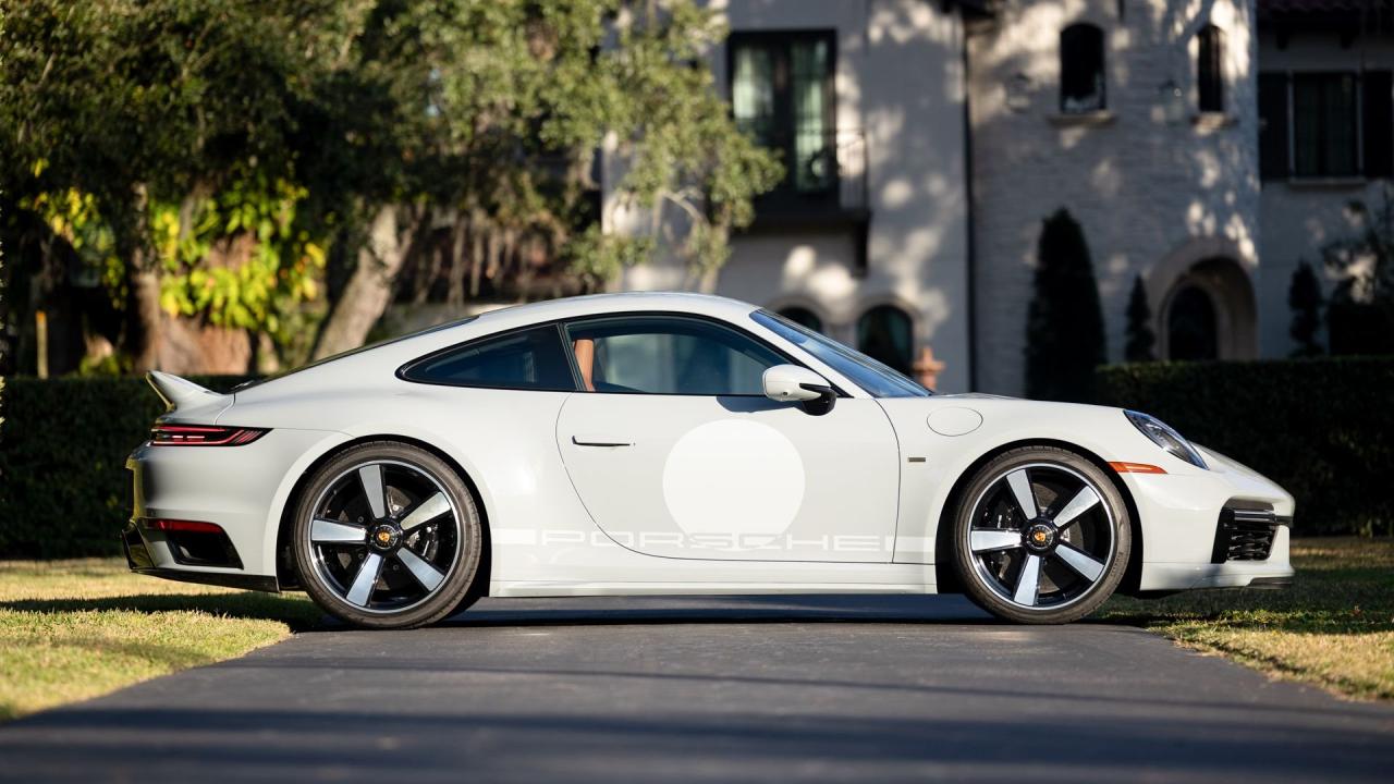 2023 Porsche 911 Sport Classic