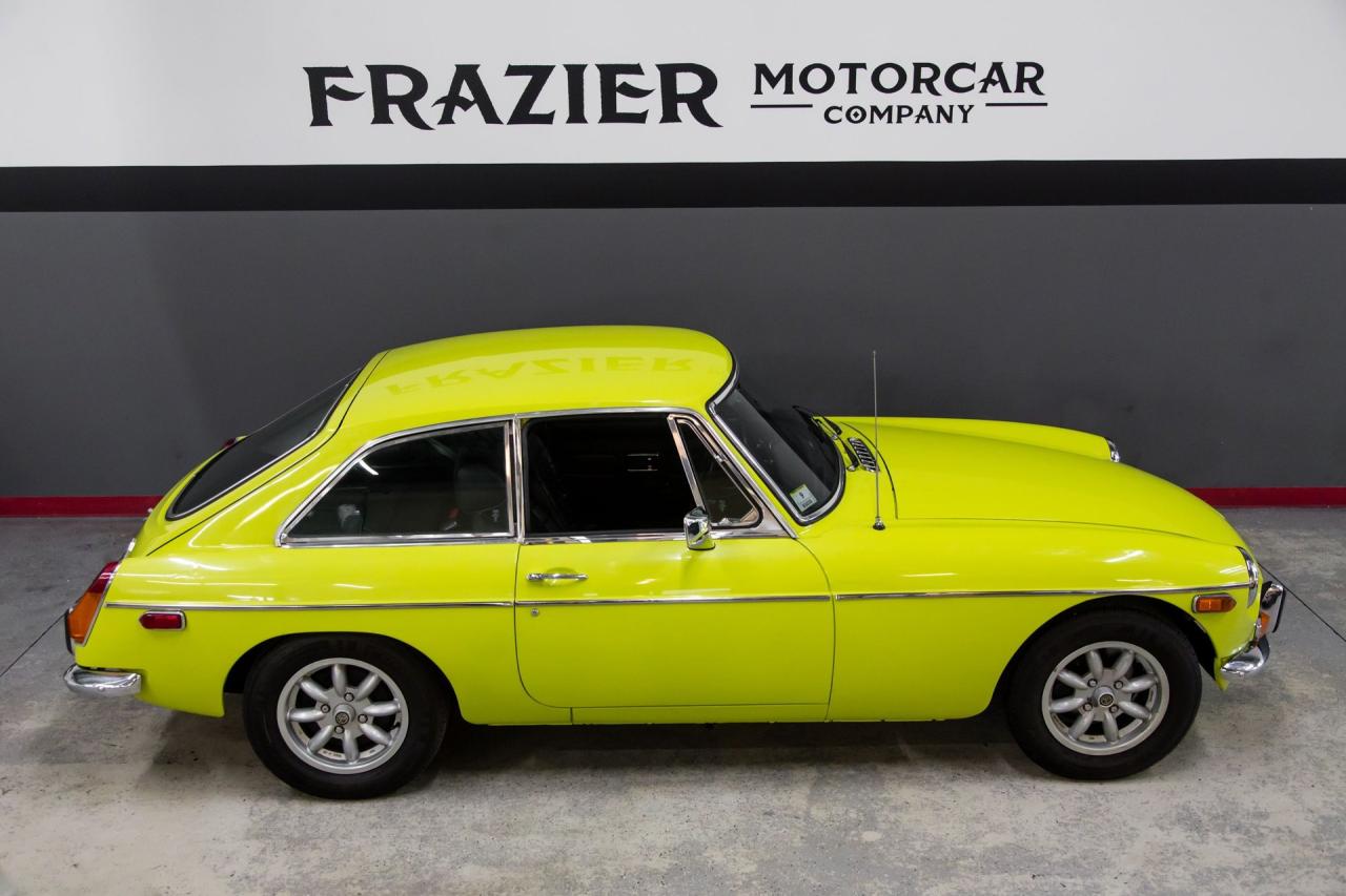 1974 MG MGB GT OVERDRIVE