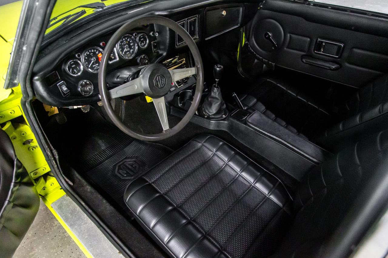 1974 MG MGB GT OVERDRIVE