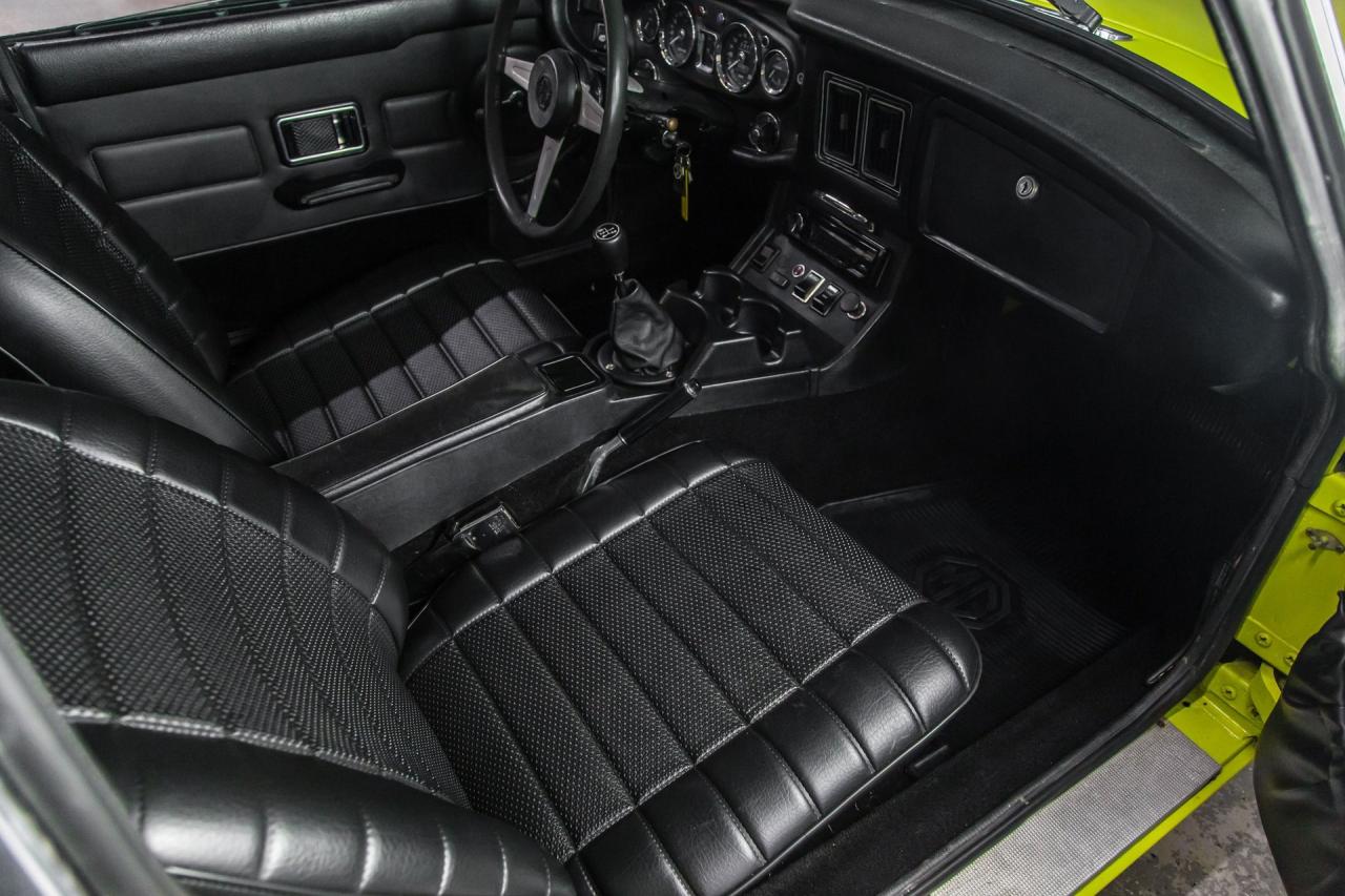 1974 MG MGB GT OVERDRIVE