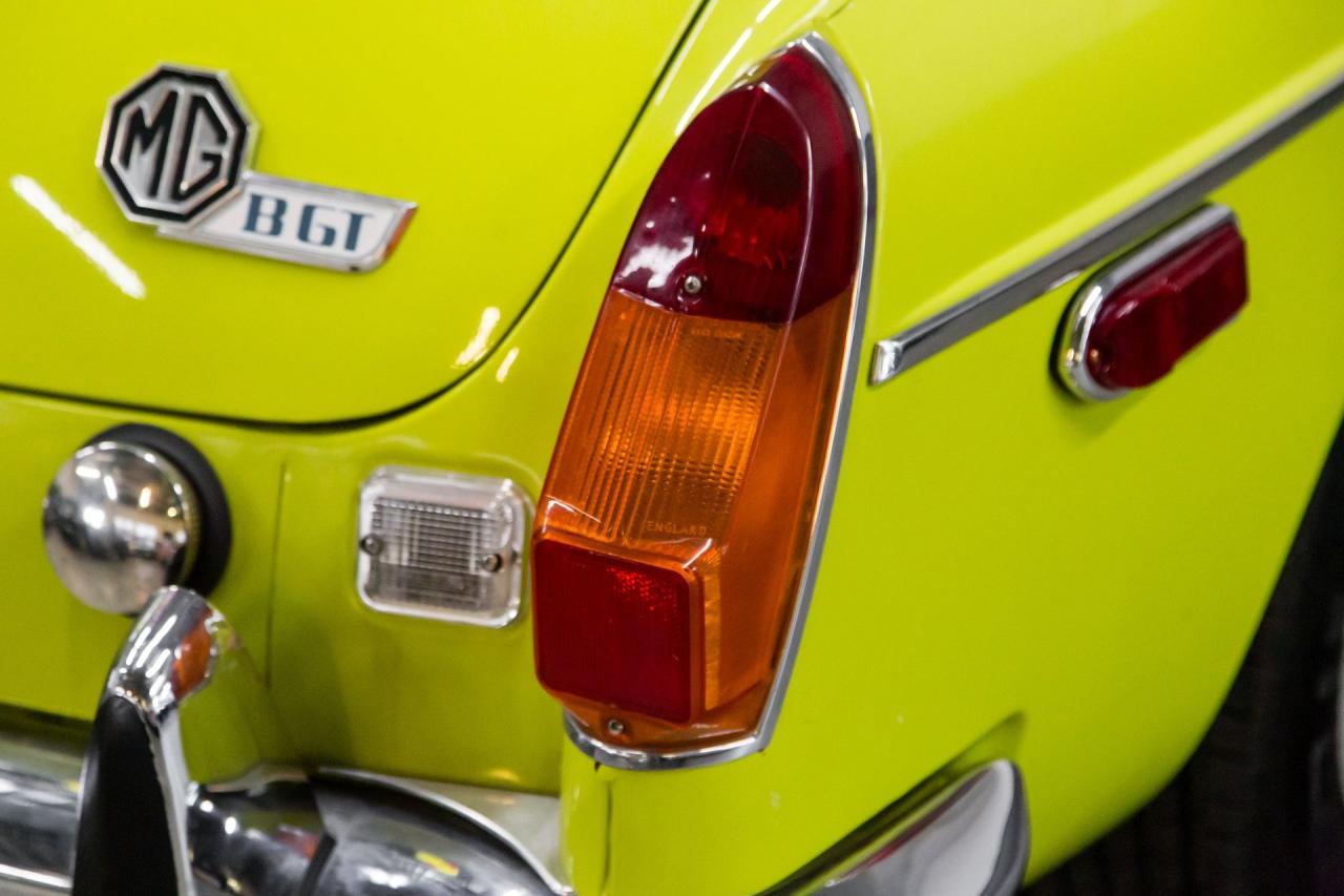 1974 MG MGB GT OVERDRIVE