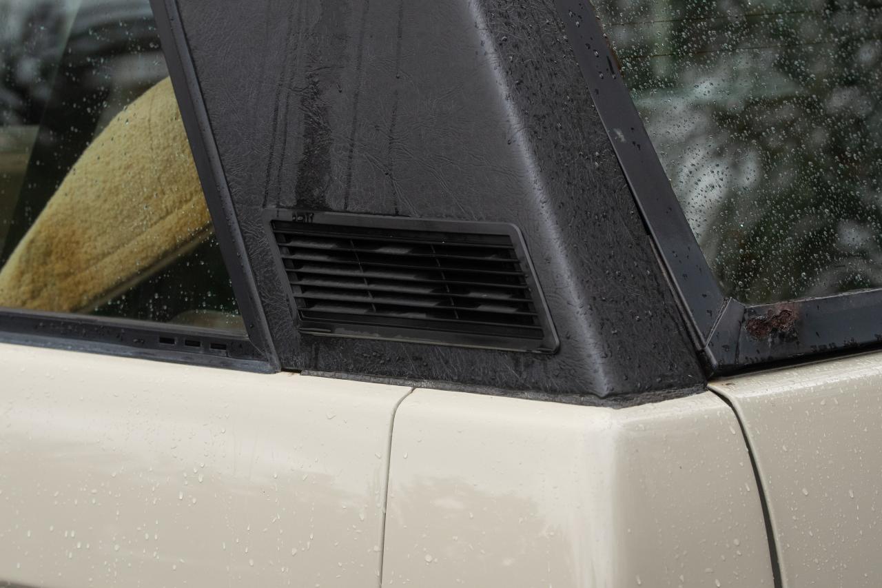 1982 Range Rover Two-Door *WITHDRAWN*