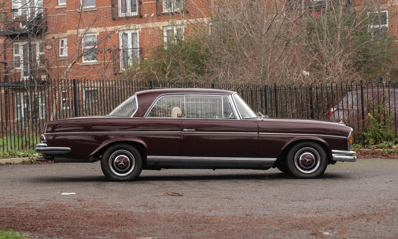 1966 Mercedes - Benz 300 SE Coup&eacute;