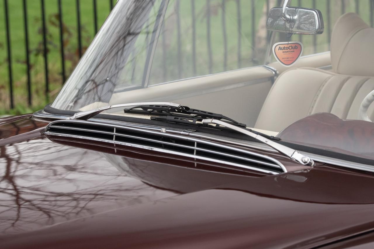 1966 Mercedes - Benz 300 SE Coup&eacute;