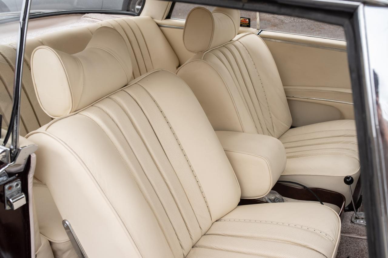 1966 Mercedes - Benz 300 SE Coup&eacute;