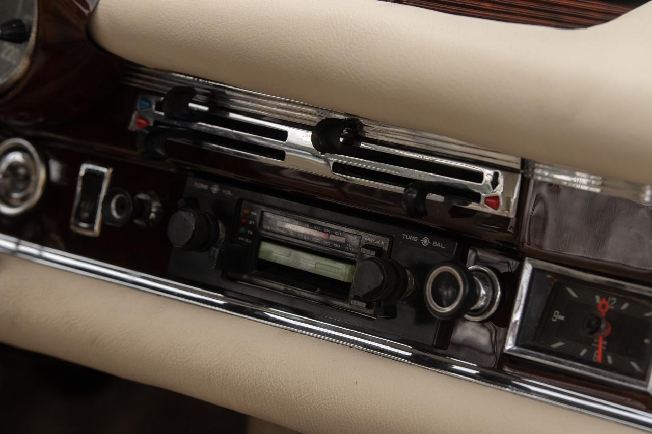 1966 Mercedes - Benz 300 SE Coup&eacute;