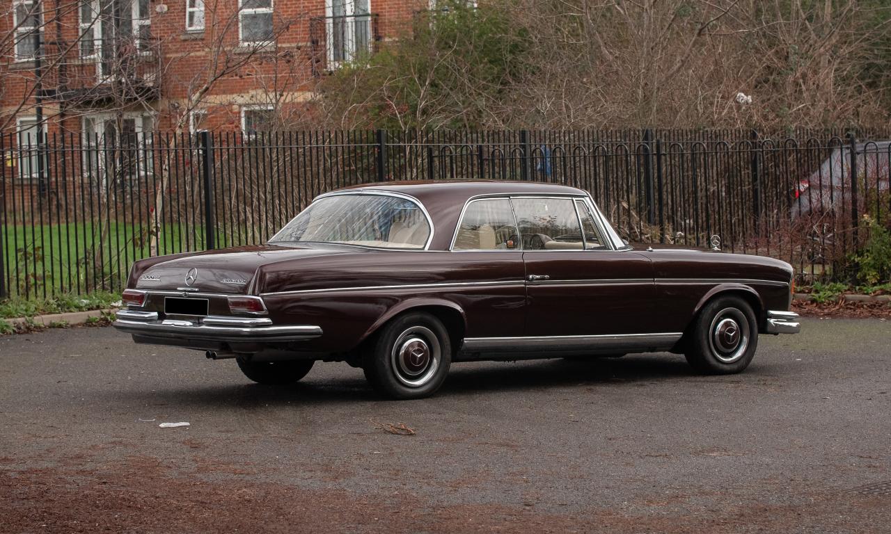 1966 Mercedes - Benz 300 SE Coup&eacute;