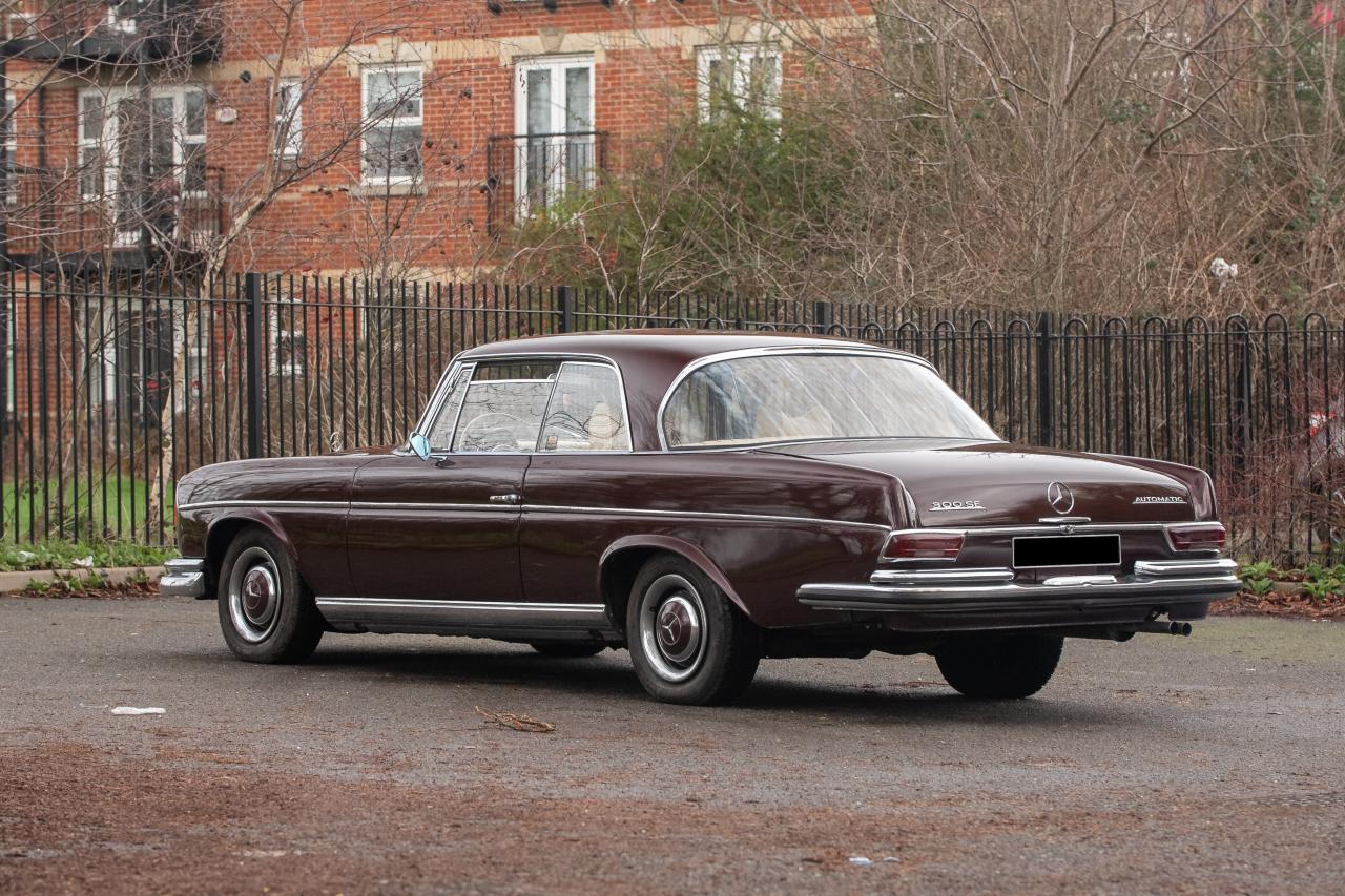 1966 Mercedes - Benz 300 SE Coup&eacute;
