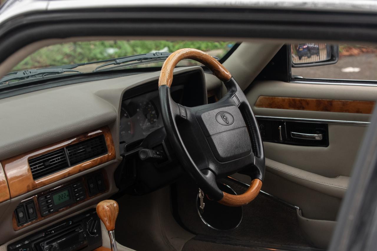 1995 Jaguar XJS Celebration Coup&eacute;