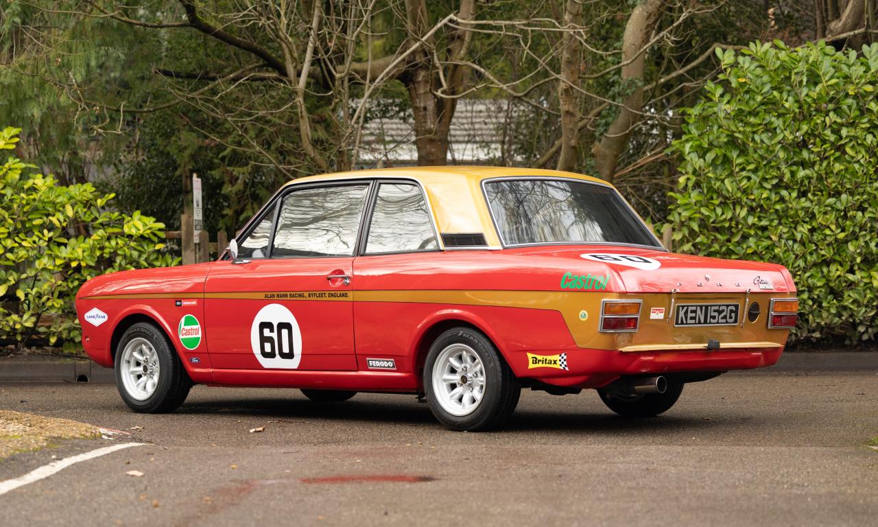1969 Ford Cortina Mk. II (Alan Mann Tribute)