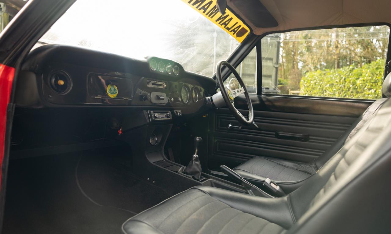 1969 Ford Cortina Mk. II (Alan Mann Tribute)