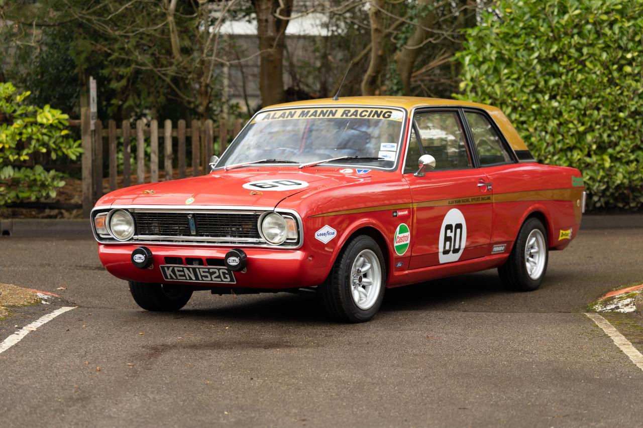 1969 Ford Cortina Mk. II (Alan Mann Tribute)