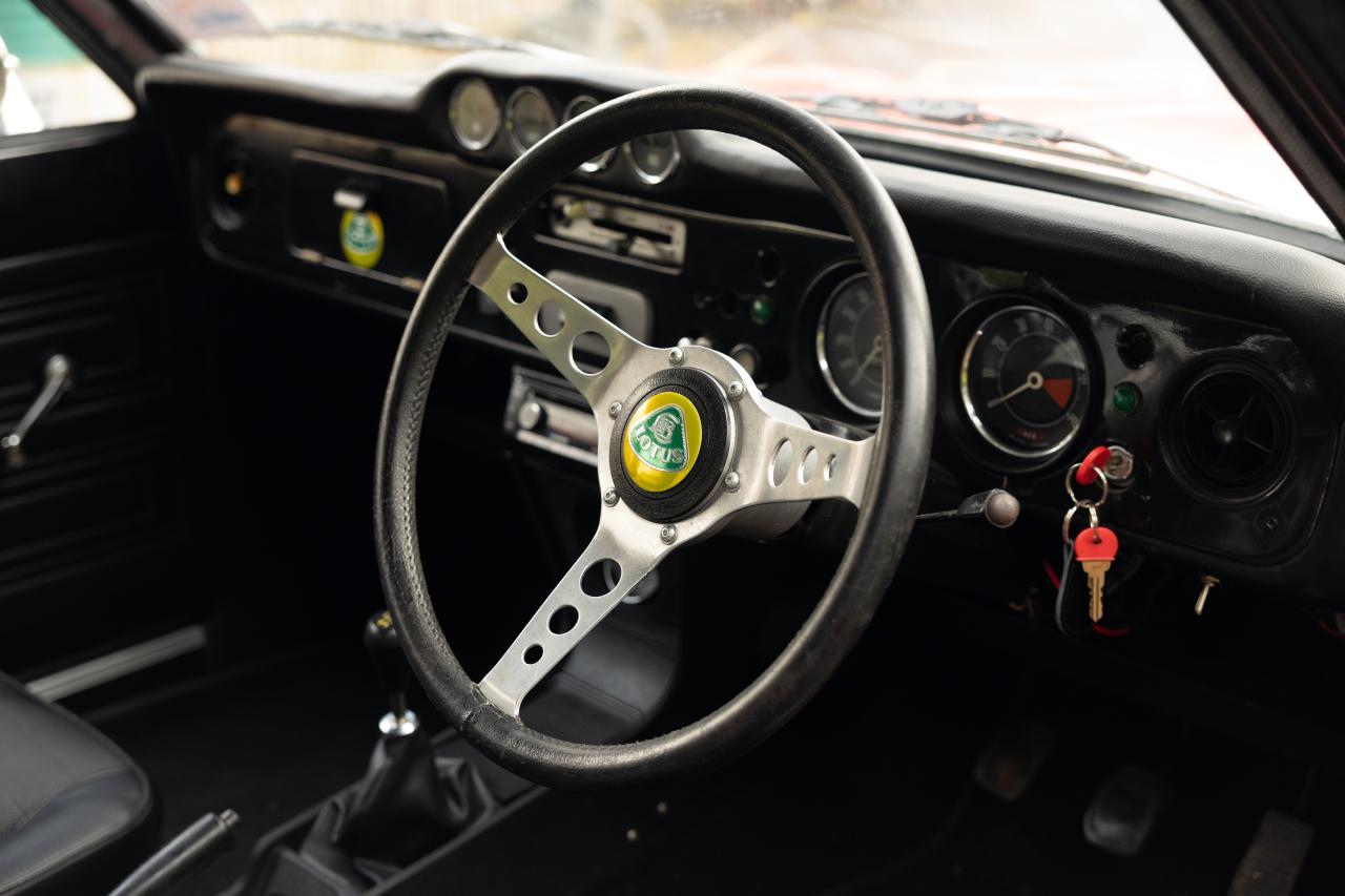 1969 Ford Cortina Mk. II (Alan Mann Tribute)