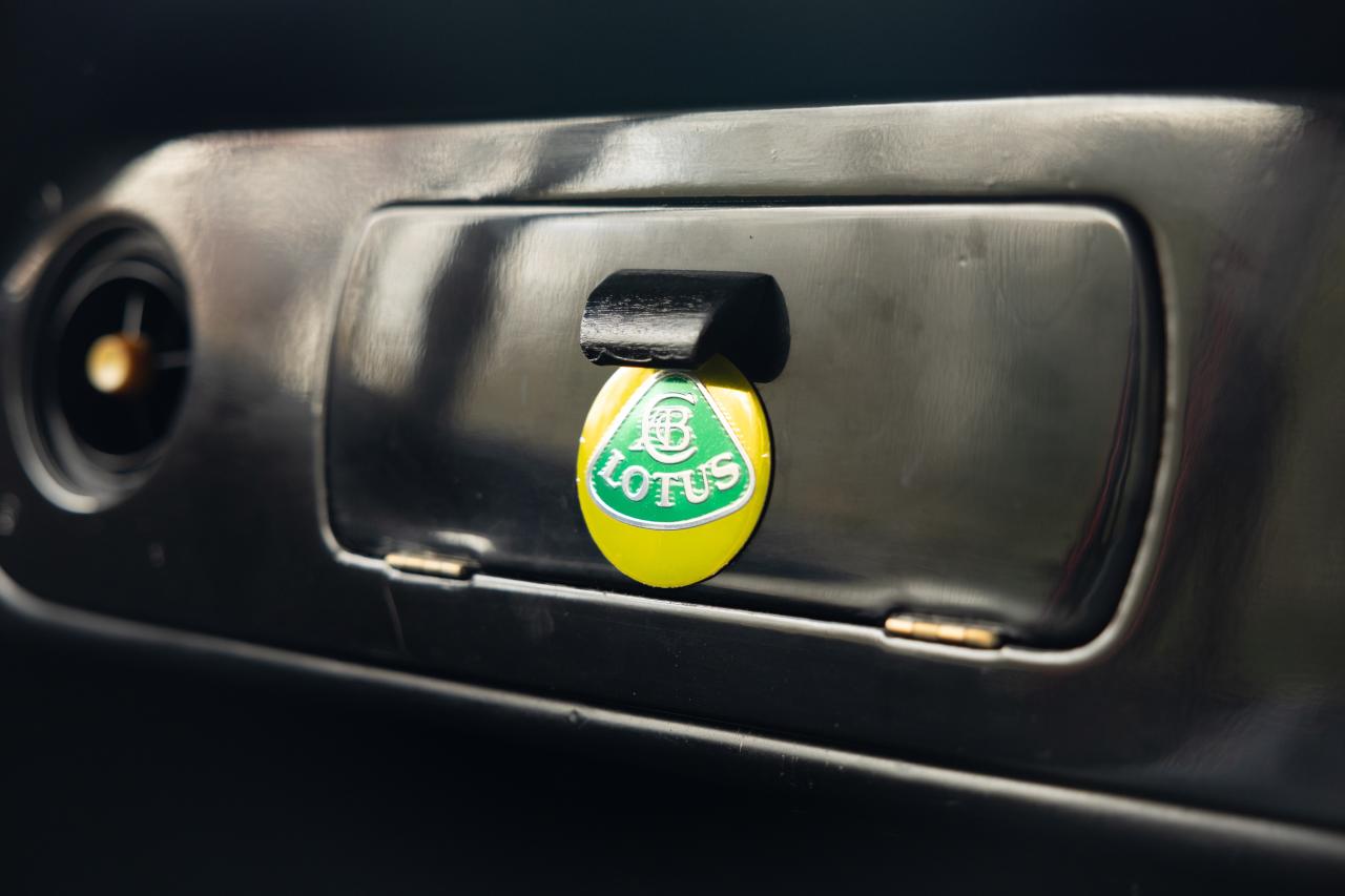 1969 Ford Cortina Mk. II (Alan Mann Tribute)