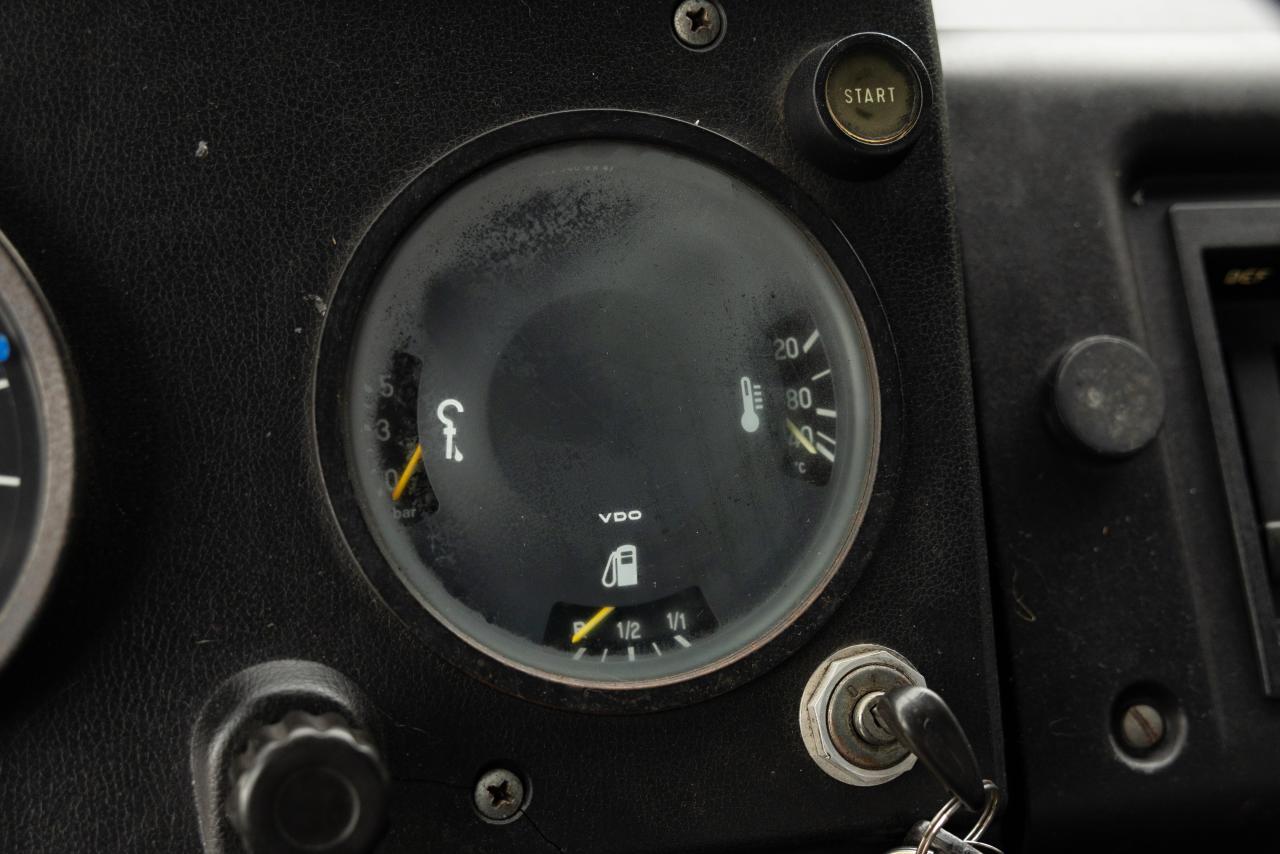 1982 Mercedes - Benz 608D (Flatbed)