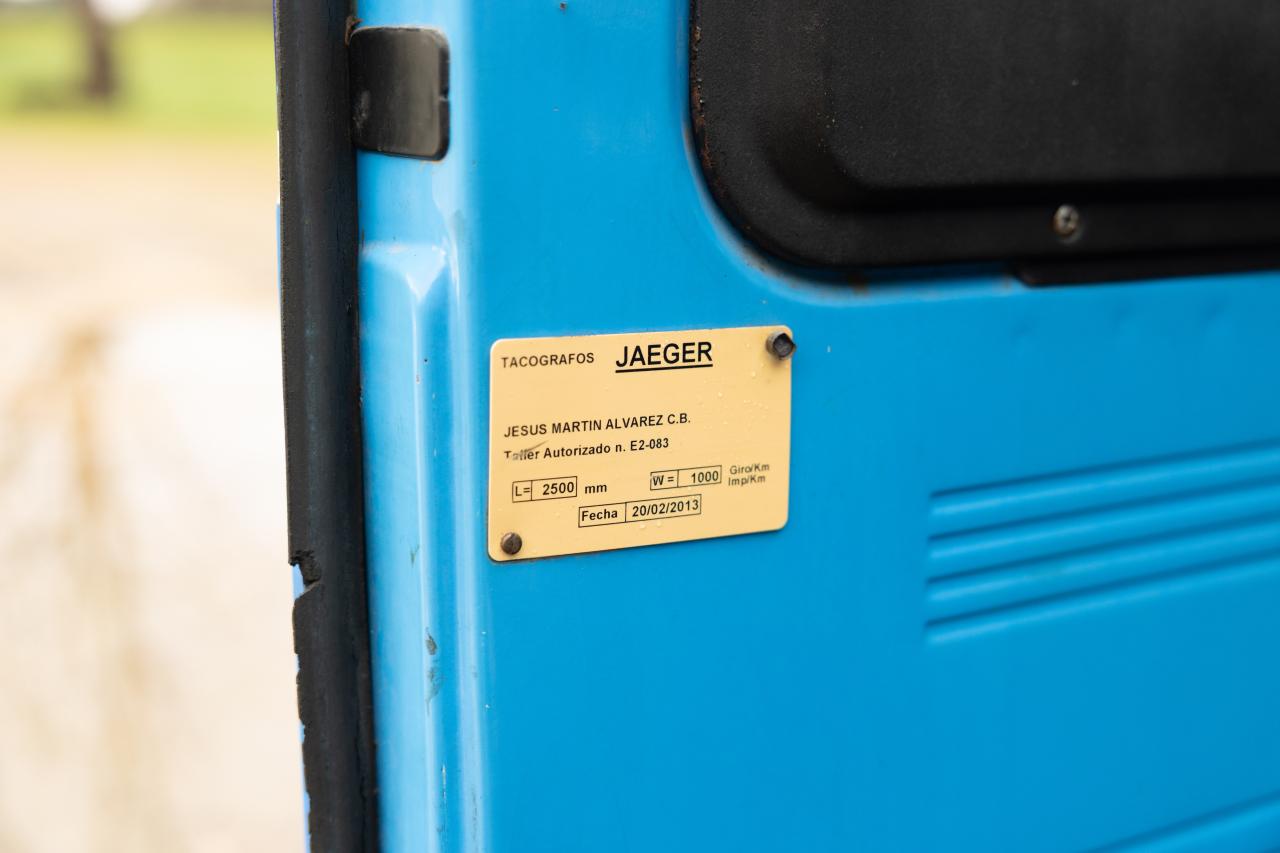 1982 Mercedes - Benz 608D (Flatbed)