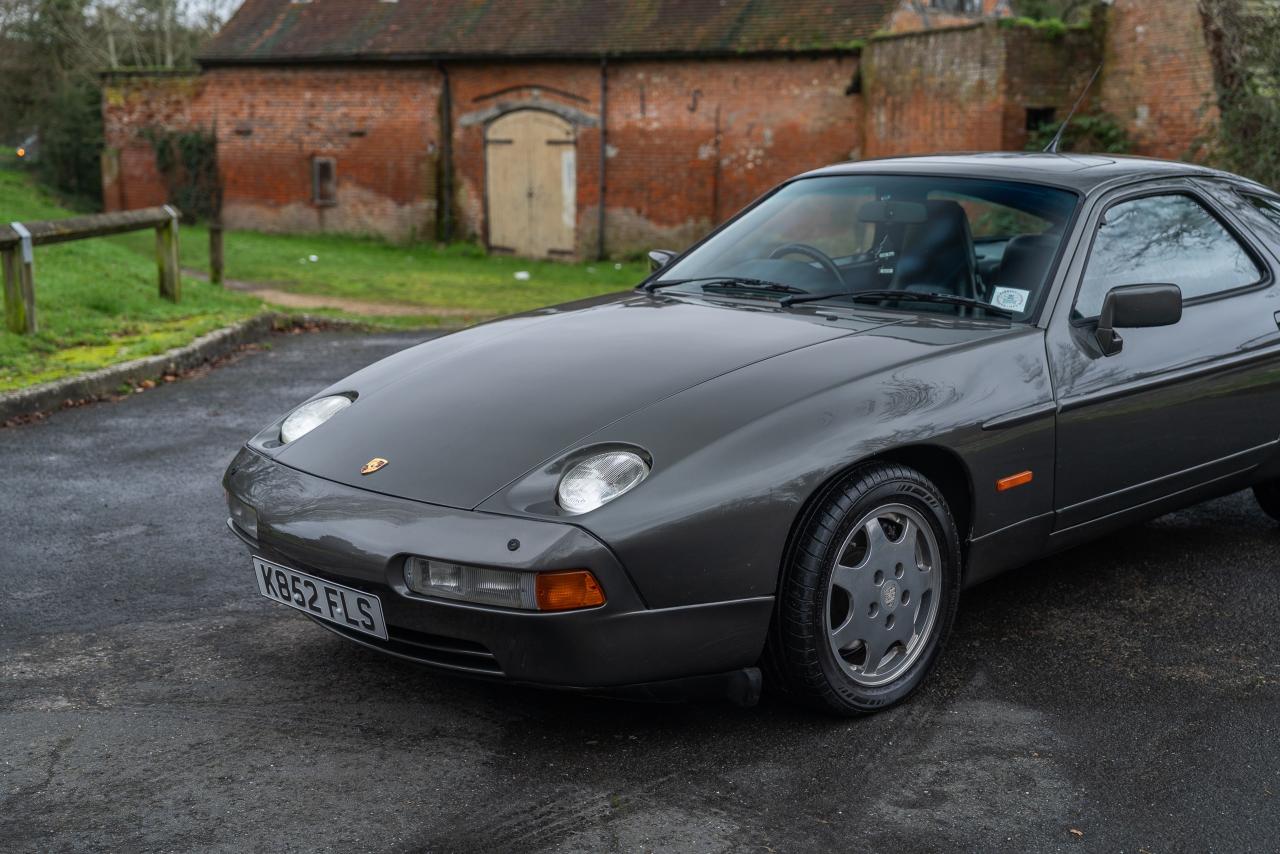 1993 Porsche 928 GT