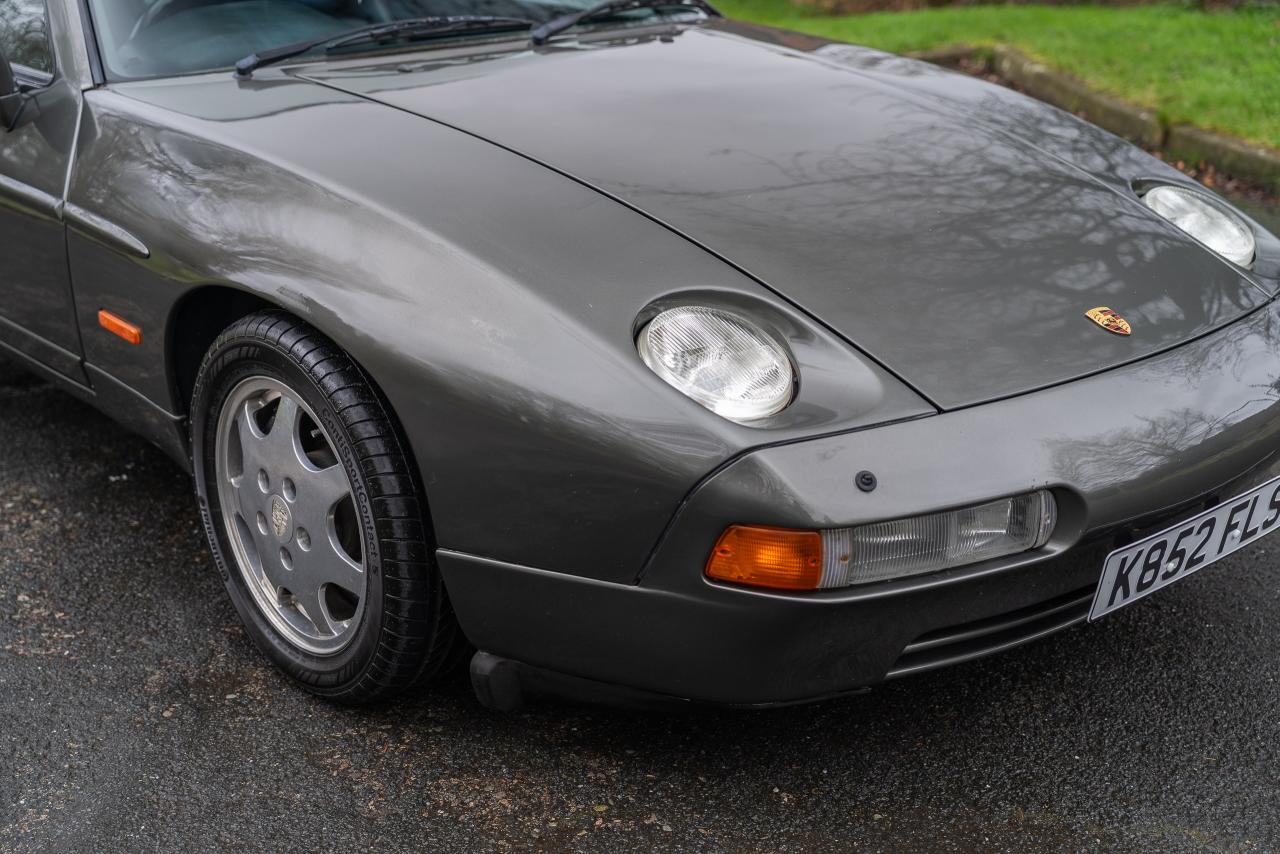 1993 Porsche 928 GT