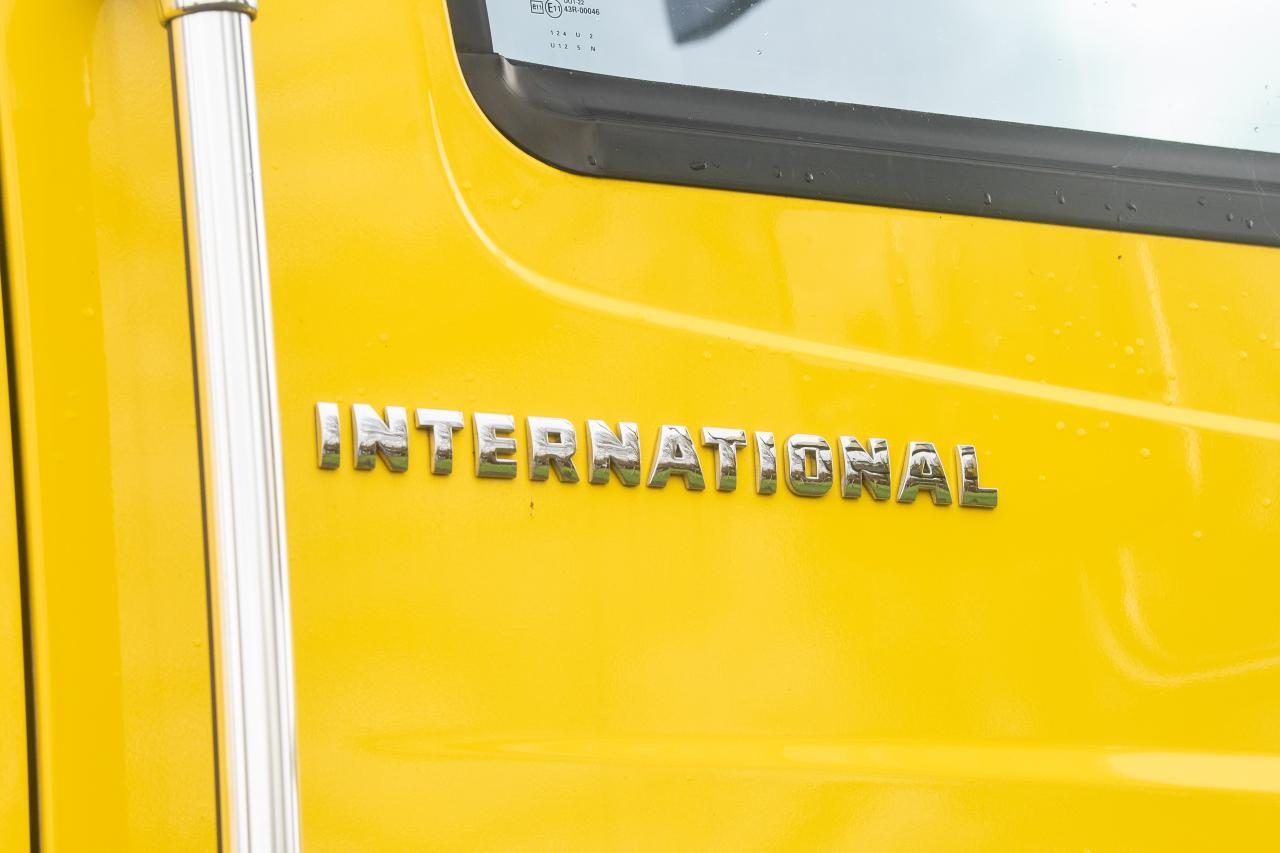 2005 International Navistar CXT 7300