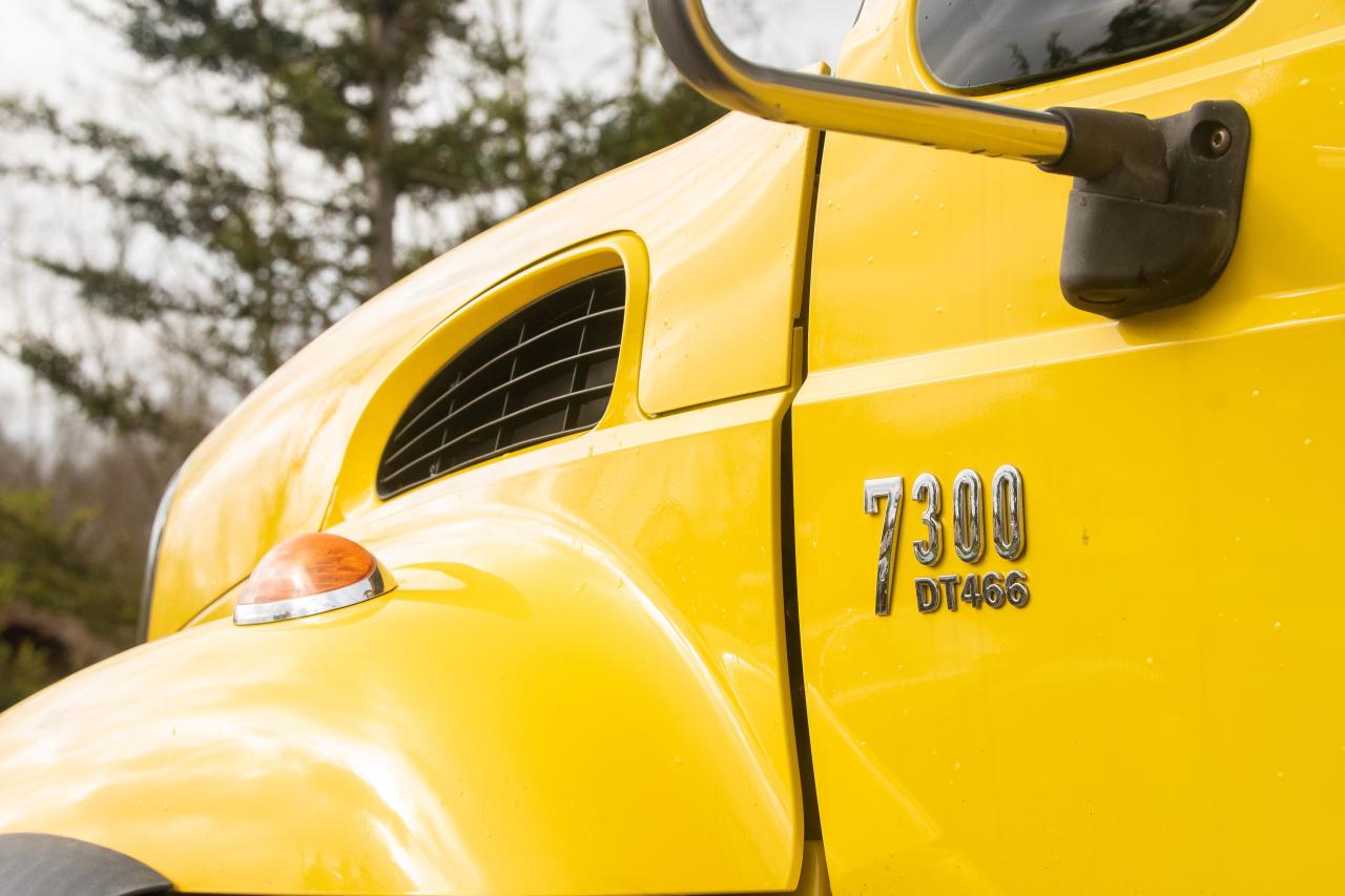 2005 International Navistar CXT 7300